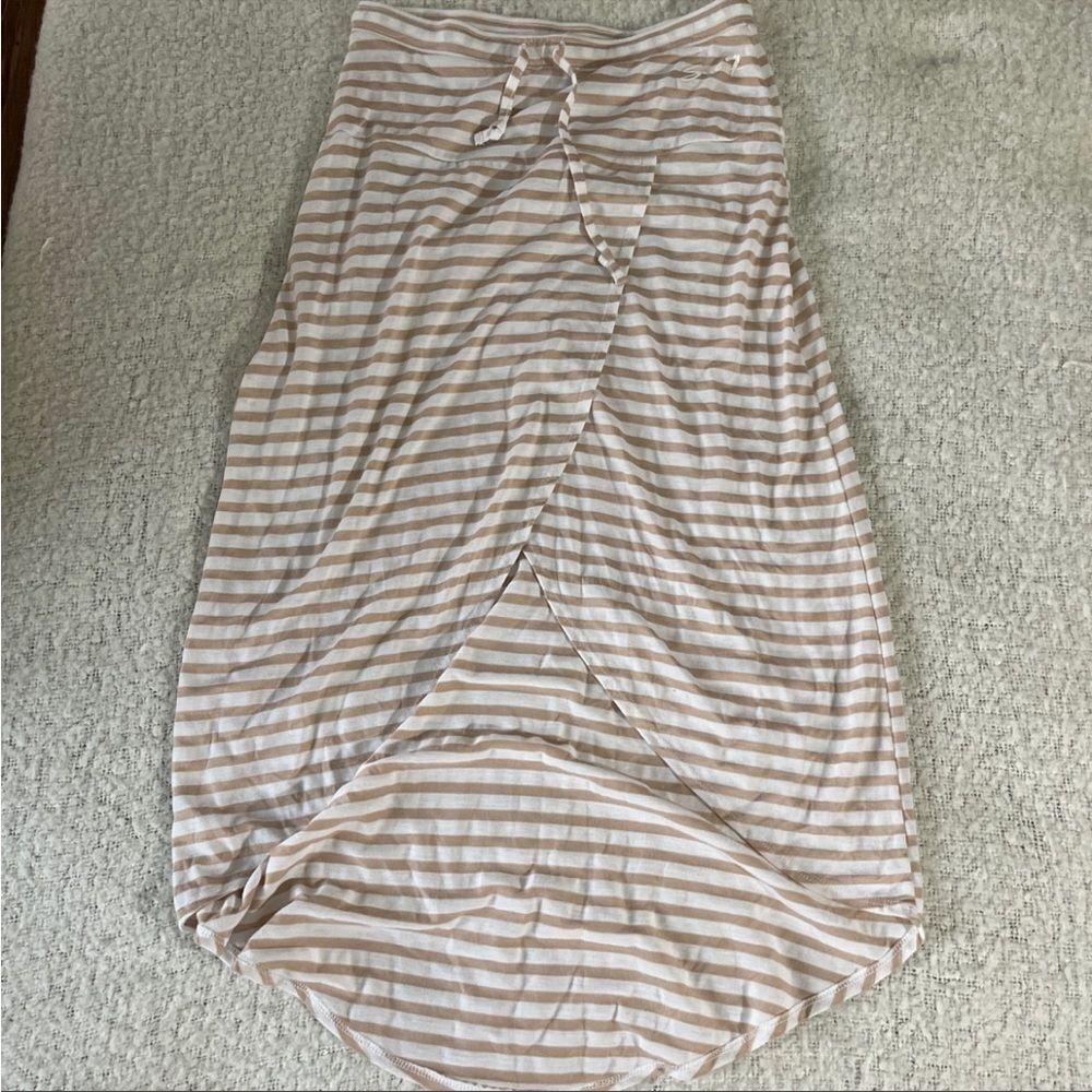 Seven7 beige & white maxi skirt S